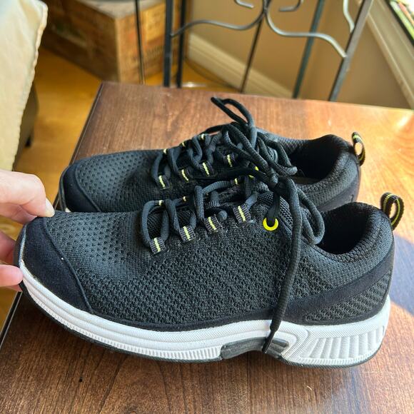 Orthofeet Coral 981 Black Knit Sneakers Women's Size 6 - Picture 2 of 11